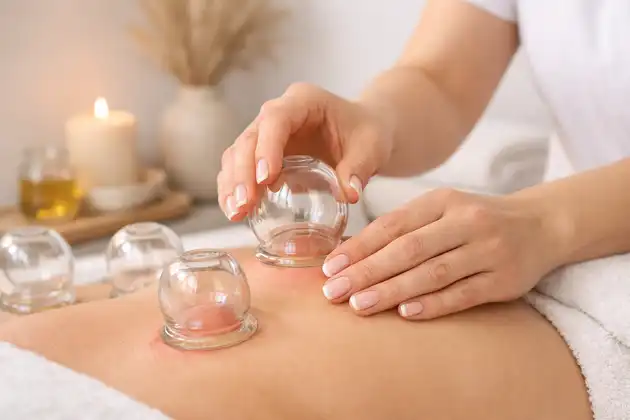 Ontsnap aan de drukte en geef je lichaam weer adem - Cupping by Faye - Groningen