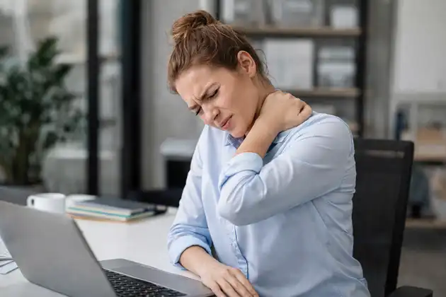 Hoe helpt cupping bij nek- en rugklachten? - Cupping by Faye - Groningen